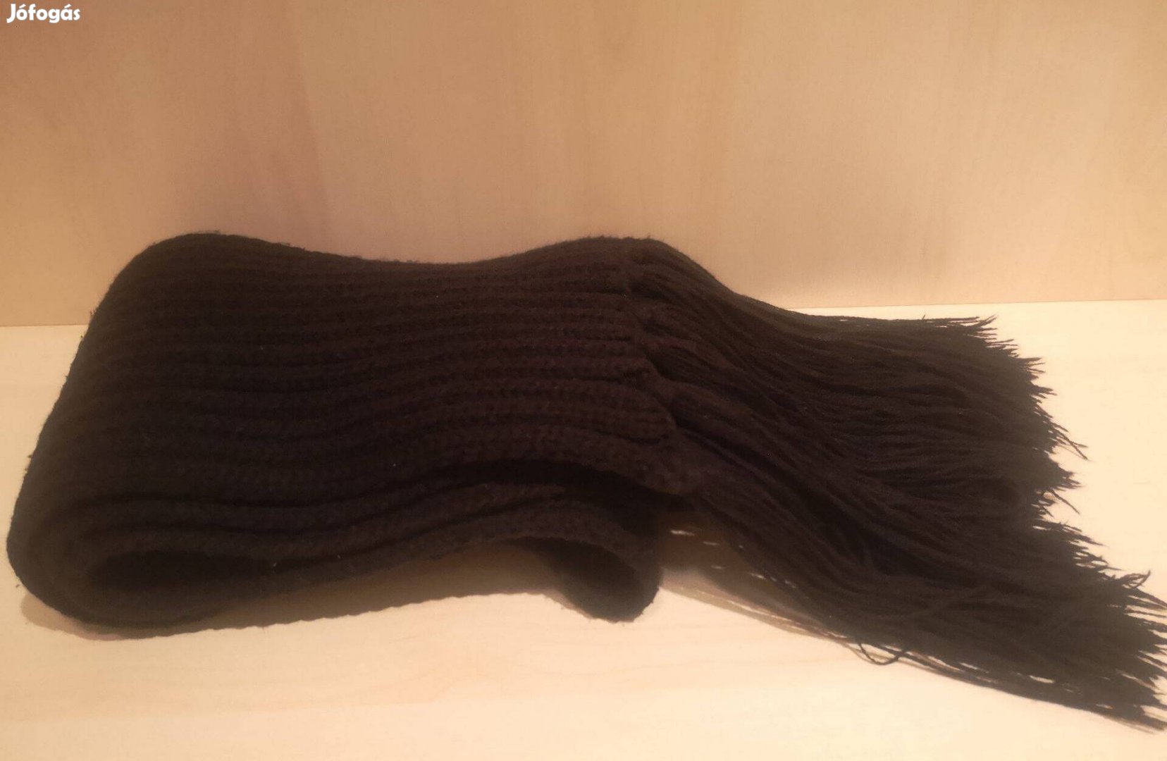 Hosszú fekete unisex sál