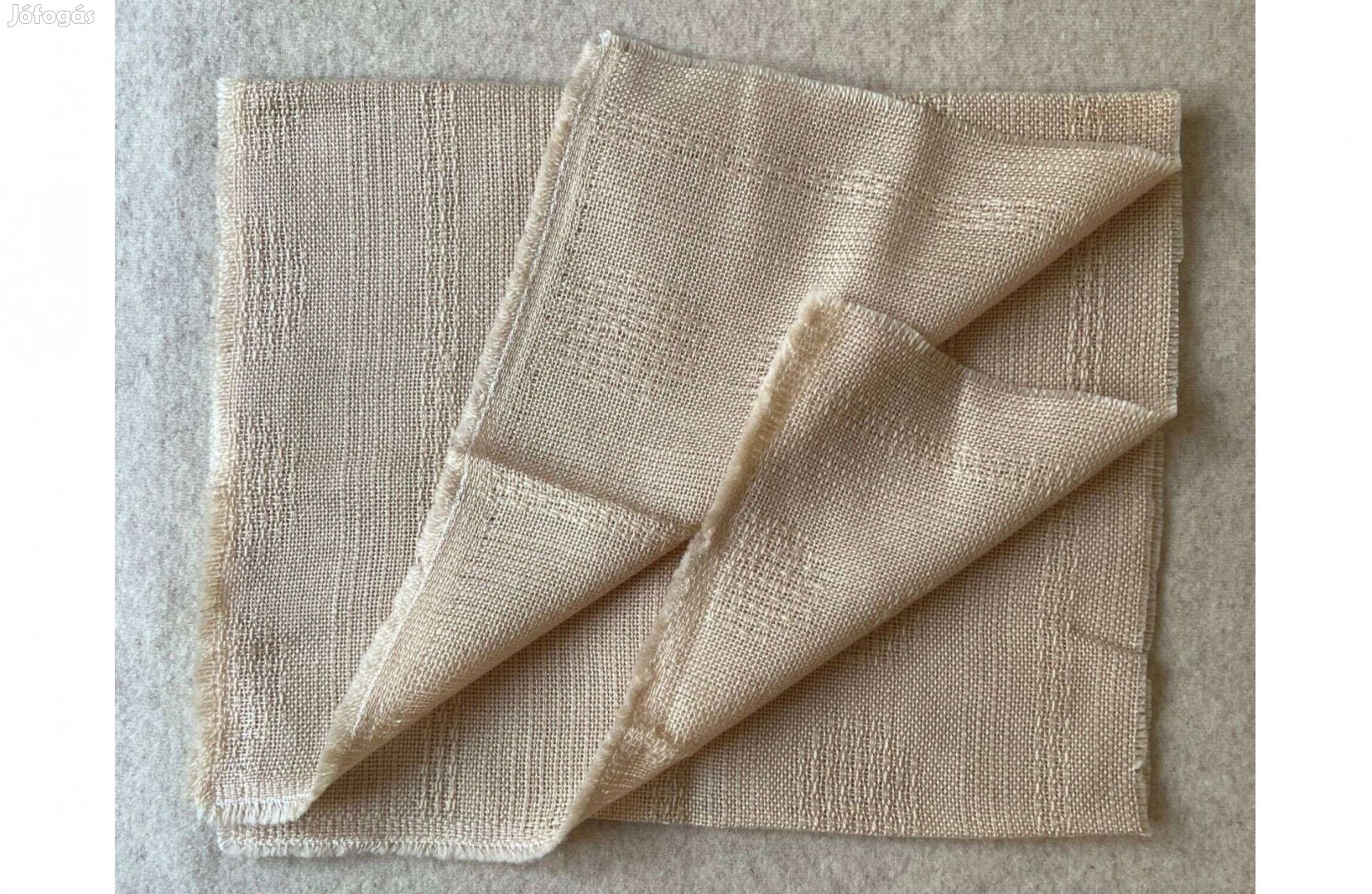 Hosszú futó terítő