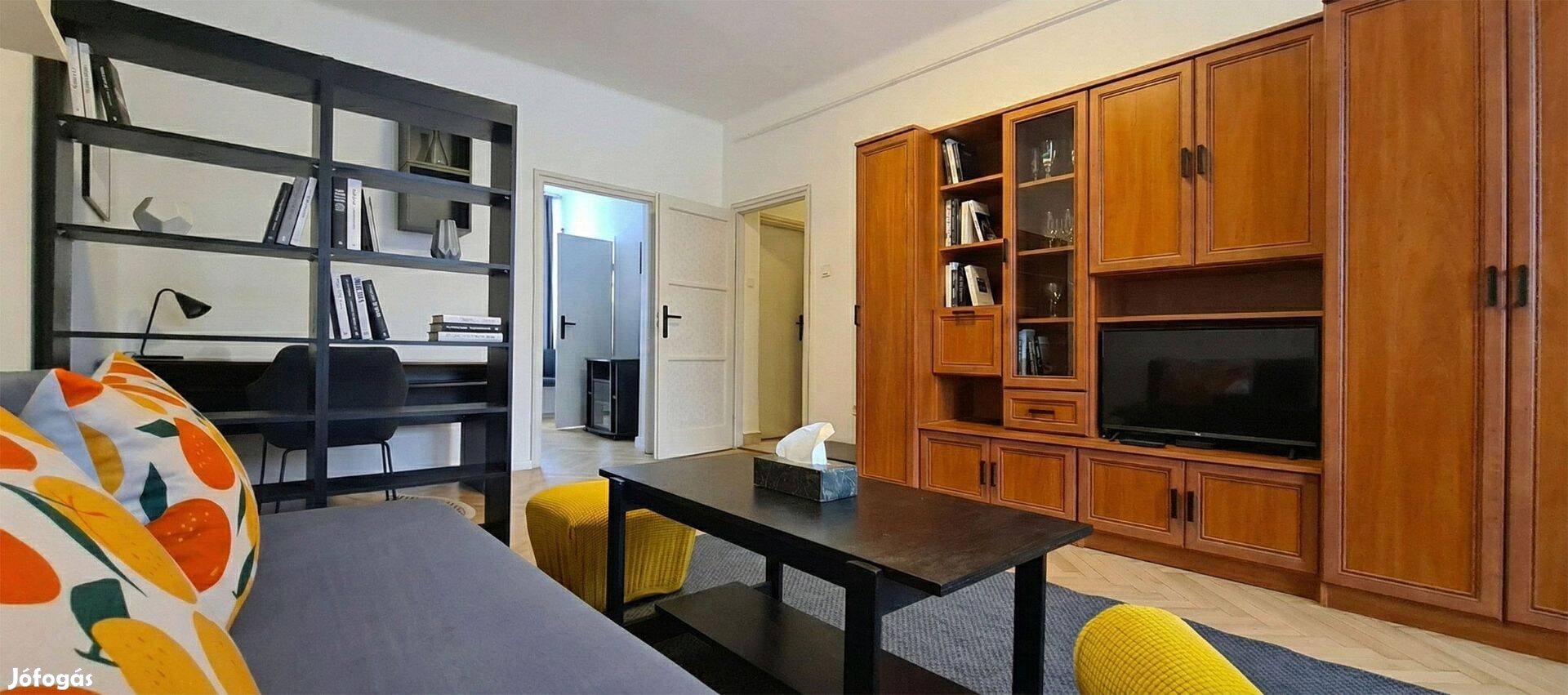 Hosszútávra kiadó felújított, 2 szobás lakás Egerben