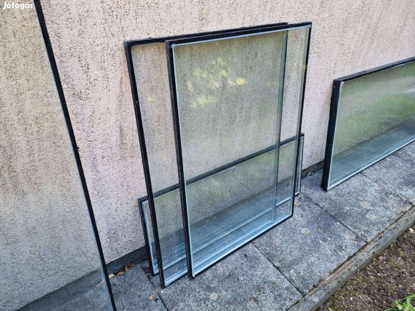 Hőszigetelt kétrétegű üvegek, több méretben, jó állapotban