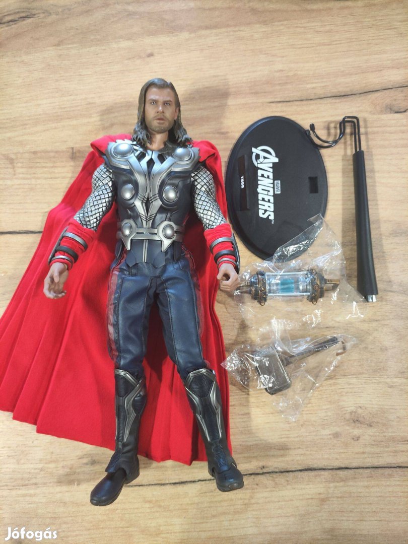 Hot Toys Avengers Thor