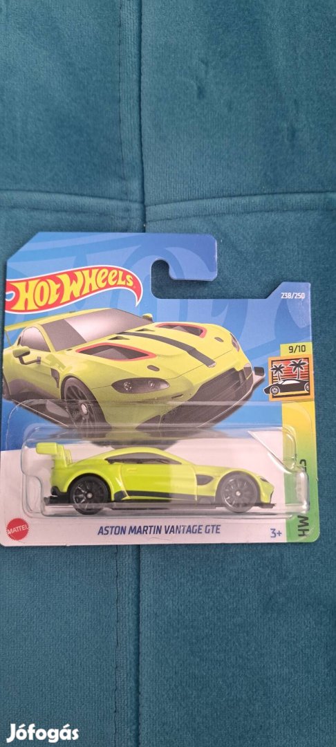 Hot Wheels Aston Martin kisautó