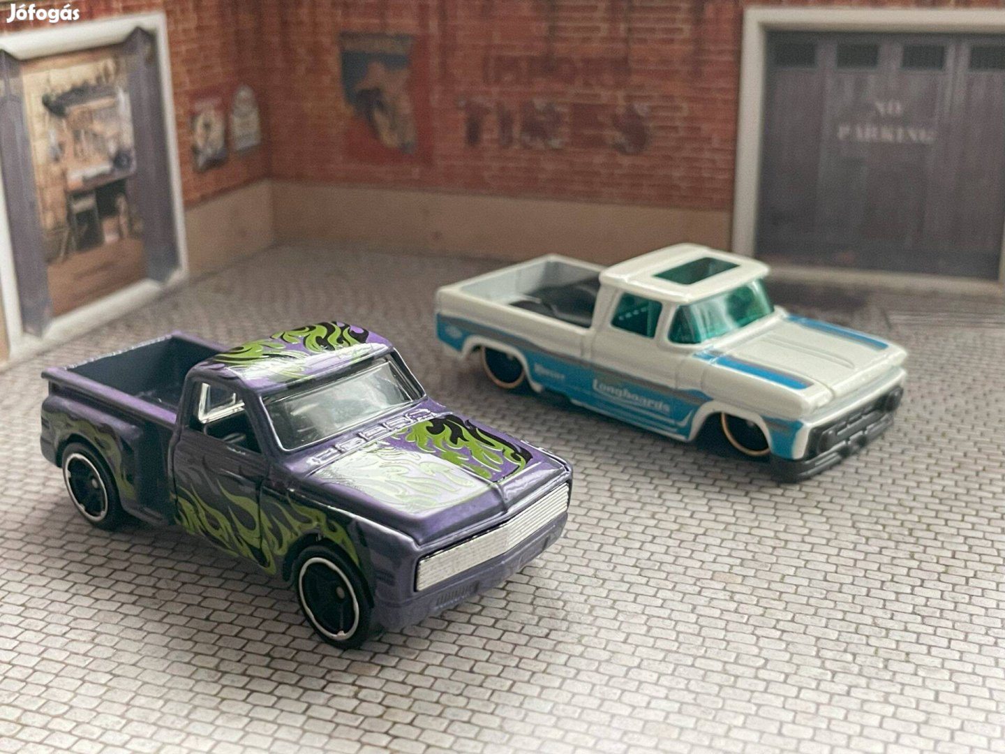 Hot Wheels Chevy Custom pickup kisautók