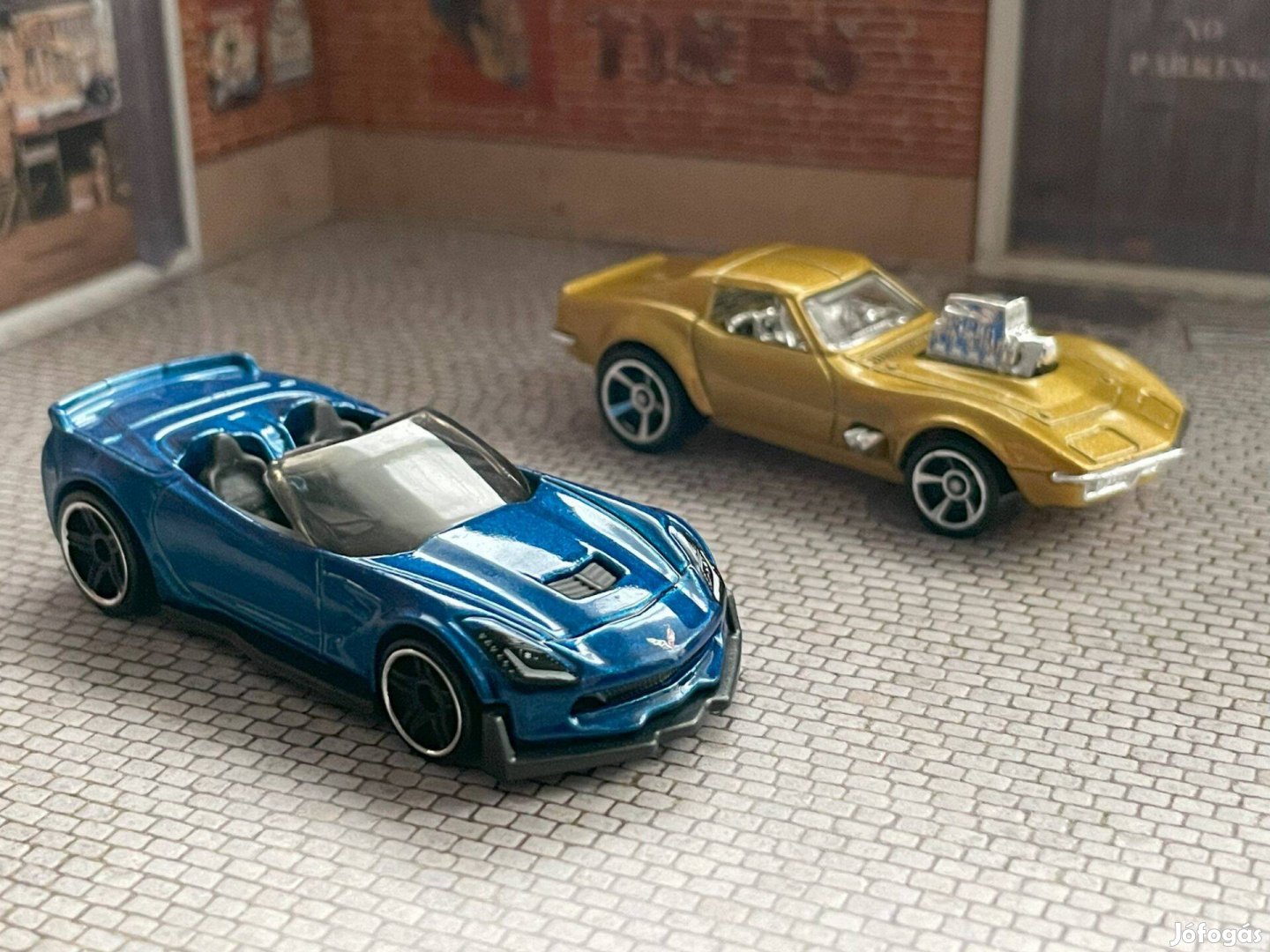 Hot Wheels Corvette kisautók