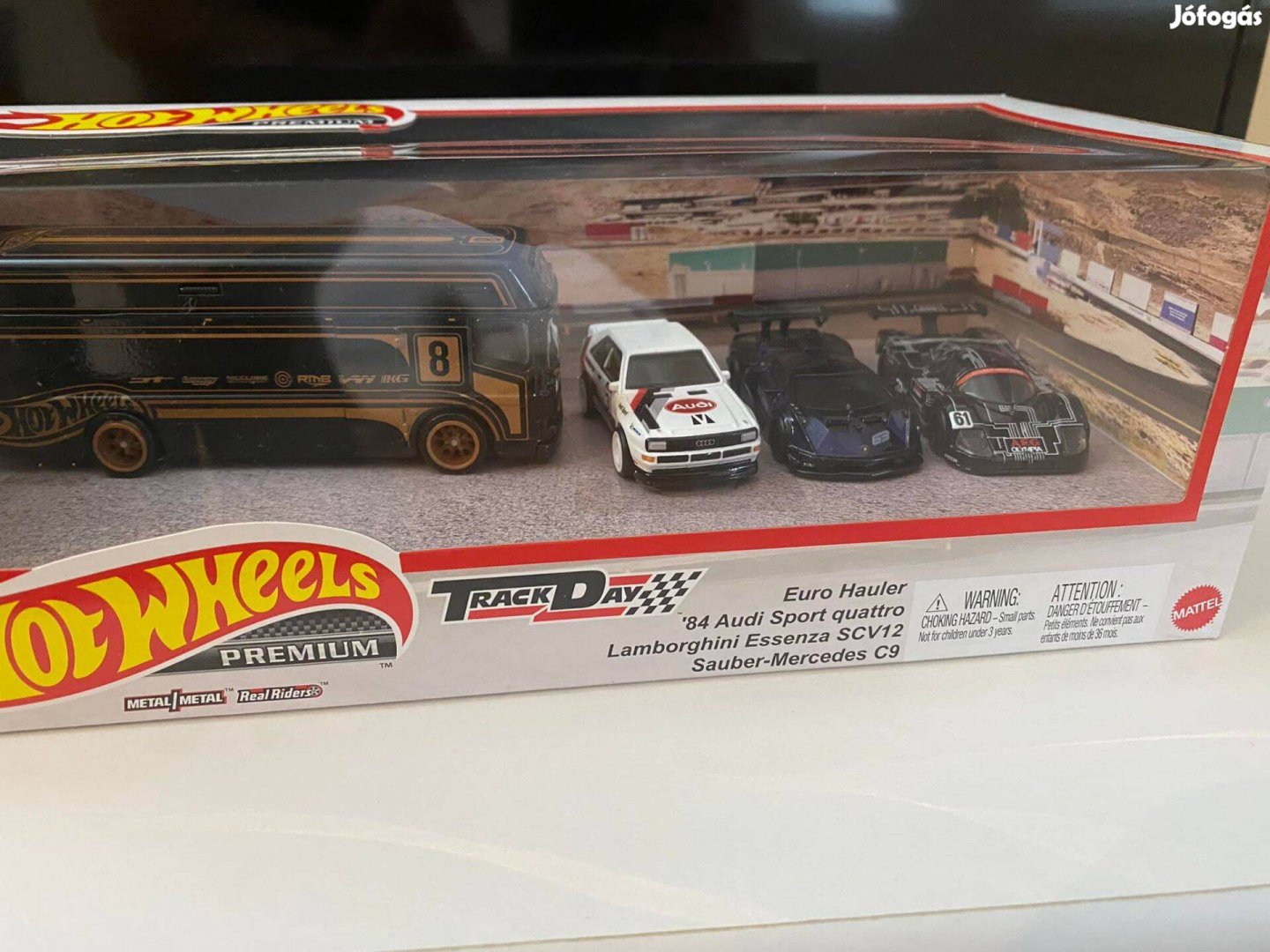 Hot Wheels Diorama