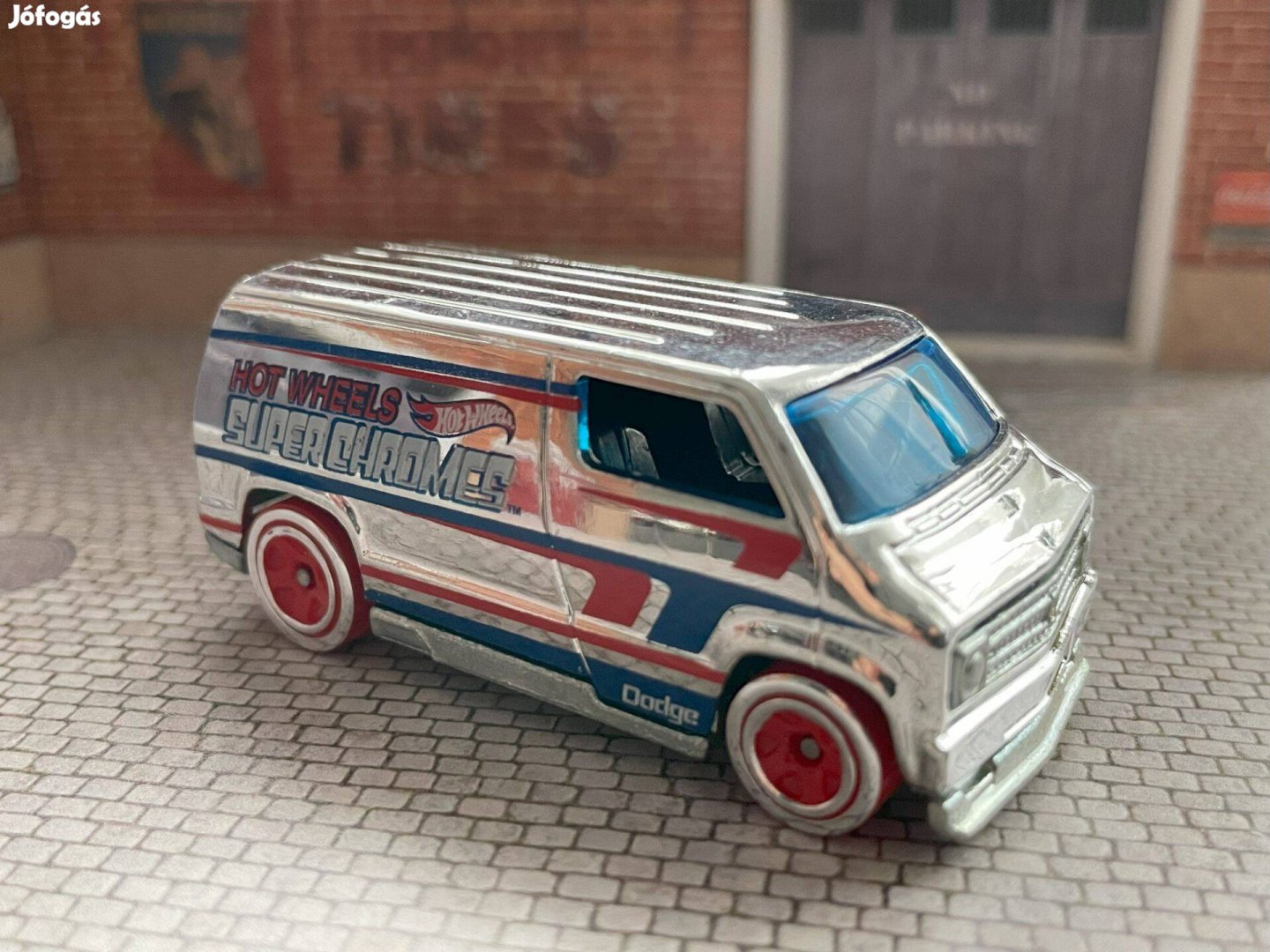 Hot Wheels Dodge Van Superchromes