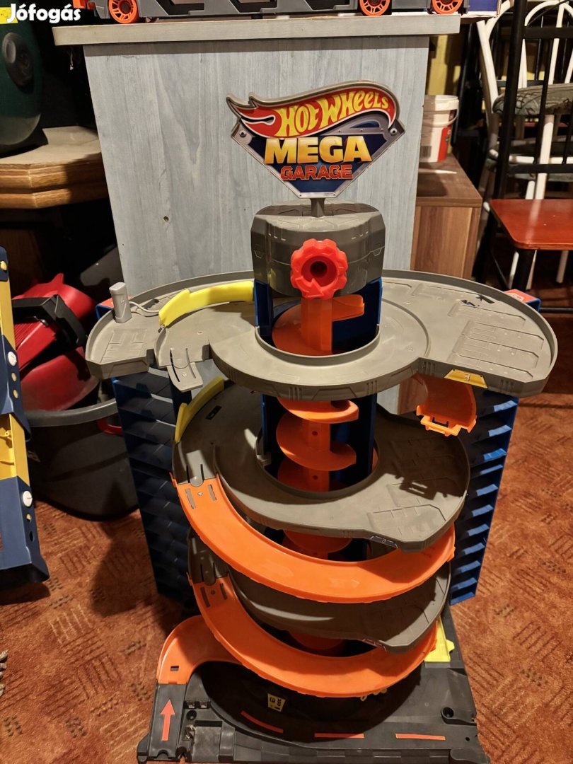 Hőt Wheels Mega garázs