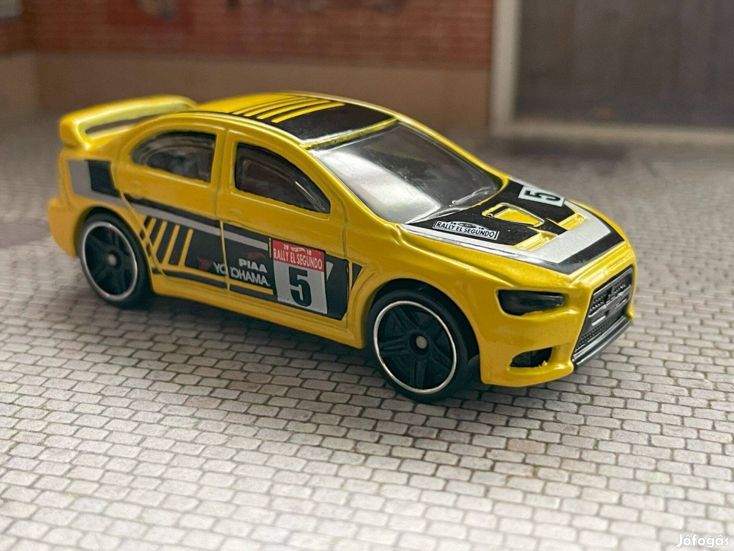 Hot Wheels Mitsubishi Lancer Evo