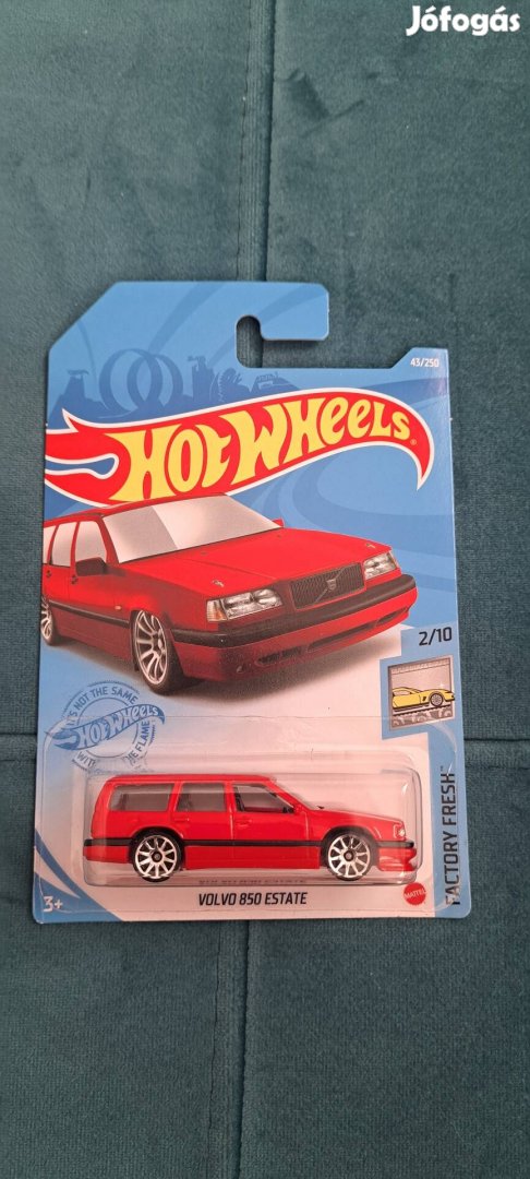 Hot Wheels Volvo 850 kisautó