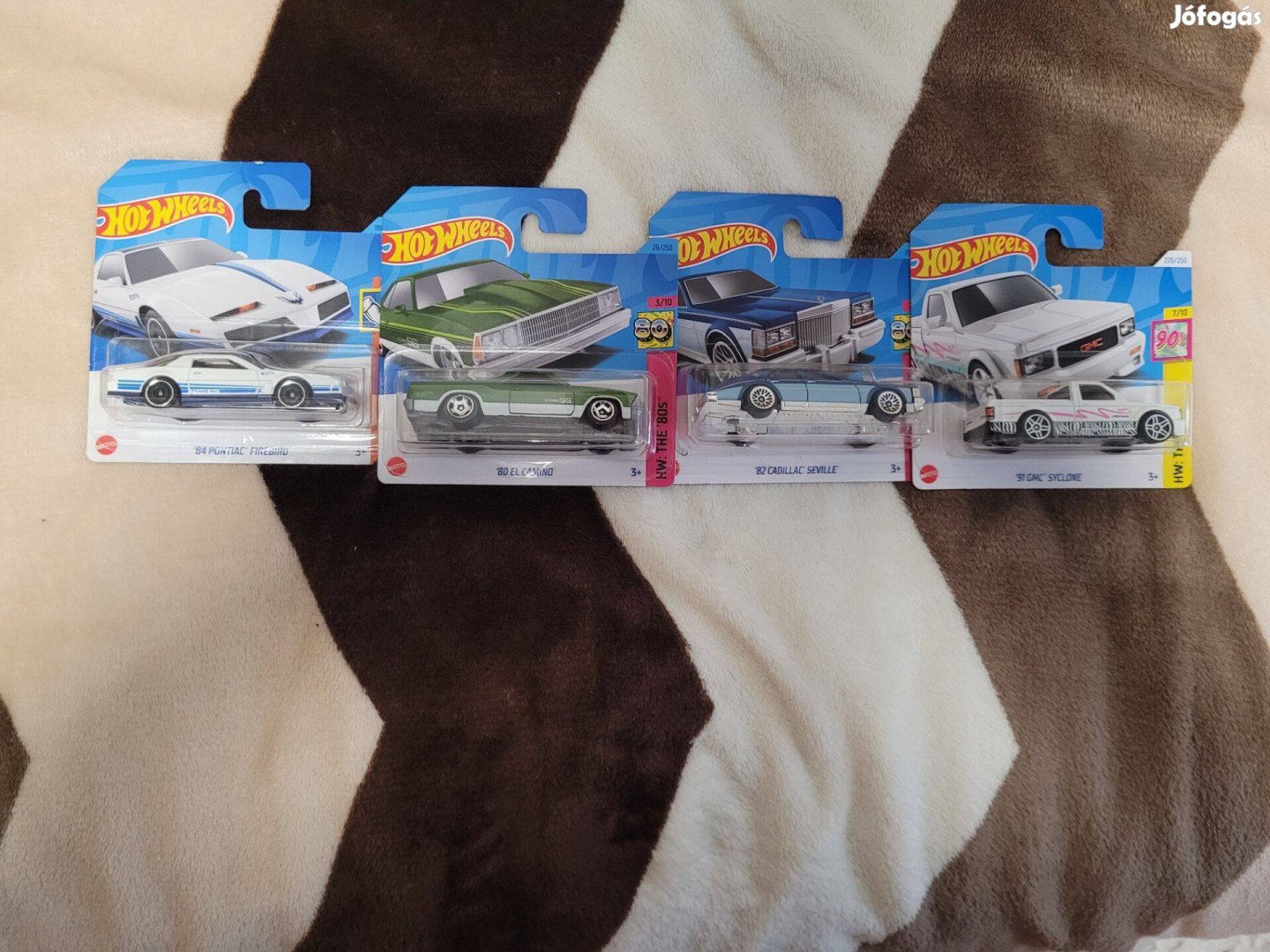 Hot Wheels kisautók