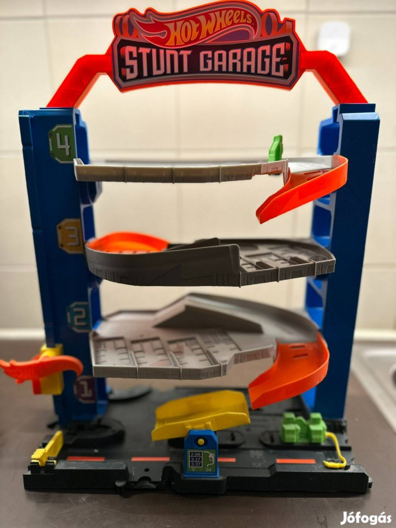 Hot Wheels trükkös garázs