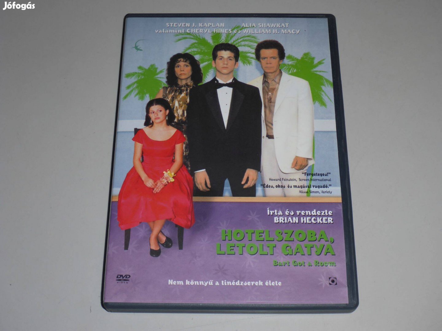 Hotelszoba, letolt gatya DVD film ;