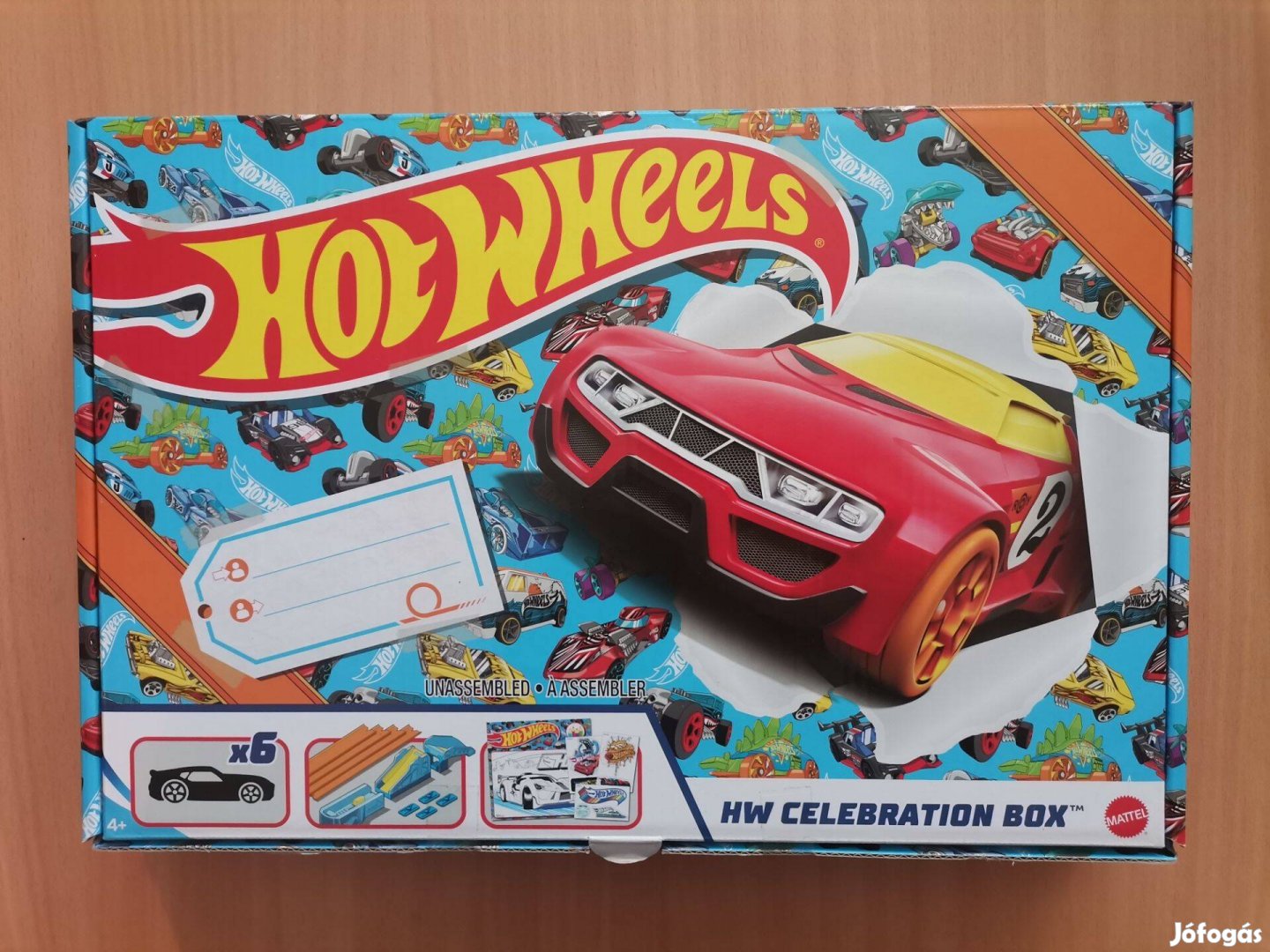 Hotwheels meglepetés doboz 6db kiasutóval