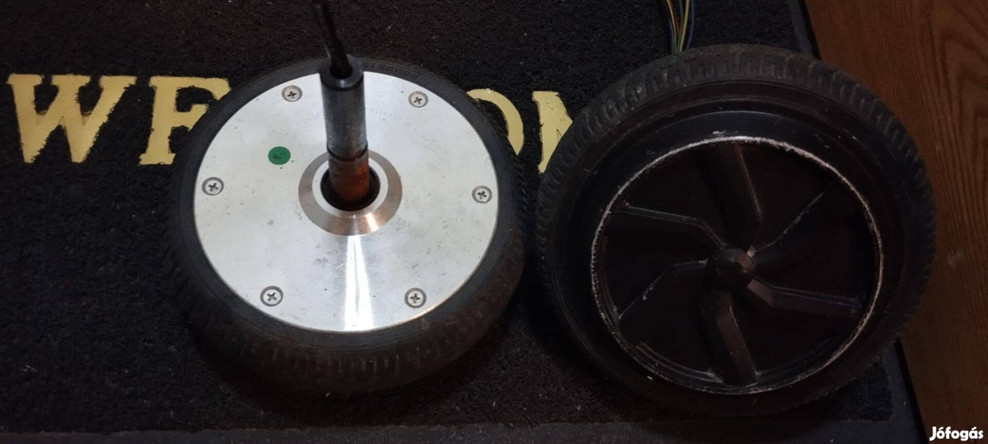 Hoverboard kerekek párban