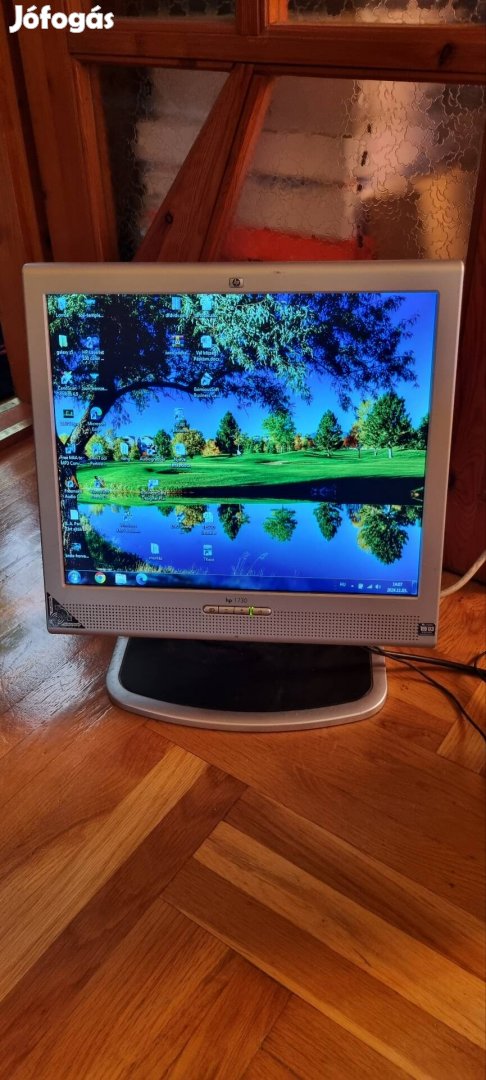 Hp 1730 17" monitor dvi és vga csatlakozóval beépített hangszóróval 