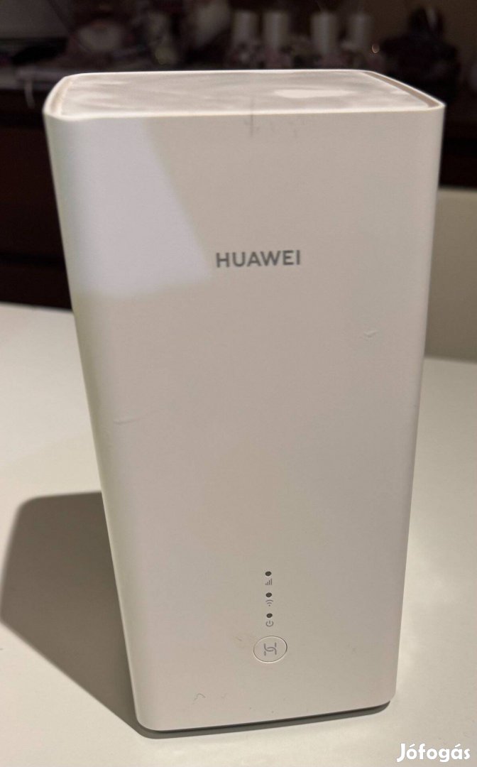 Huawei 4G CPE Pro 2 Asztali router