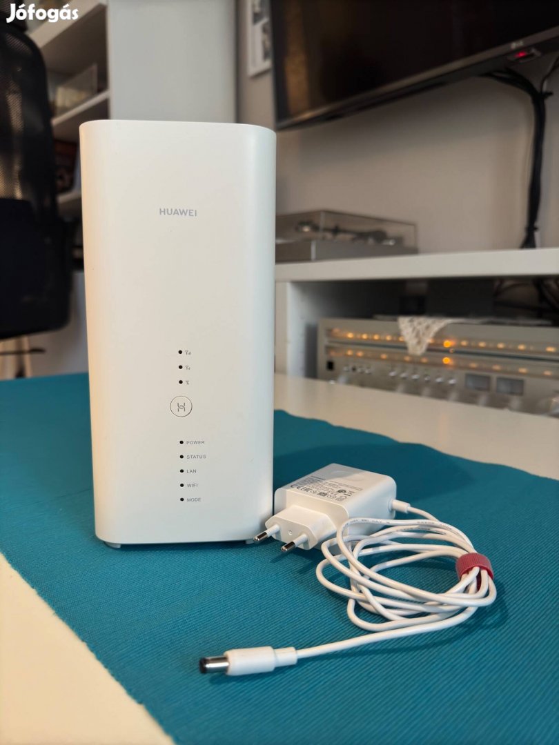 Huawei B818-263 4G/LTE asztali router