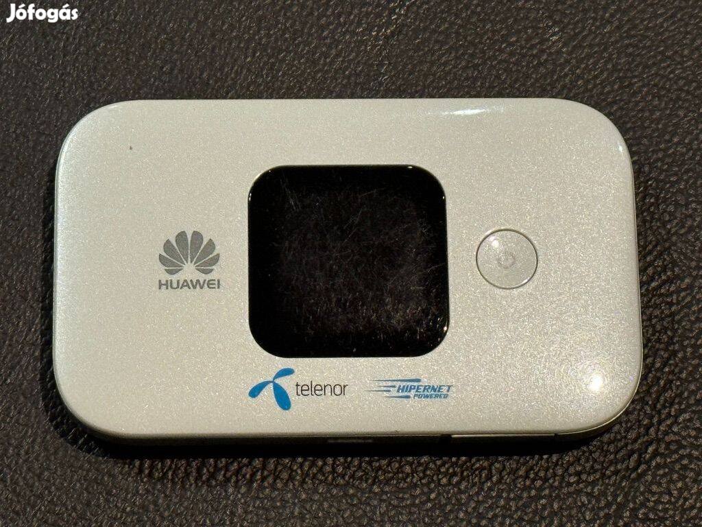 Huawei E5577s-321 router + 64 GB Sandisk microsd filmekkel eladó