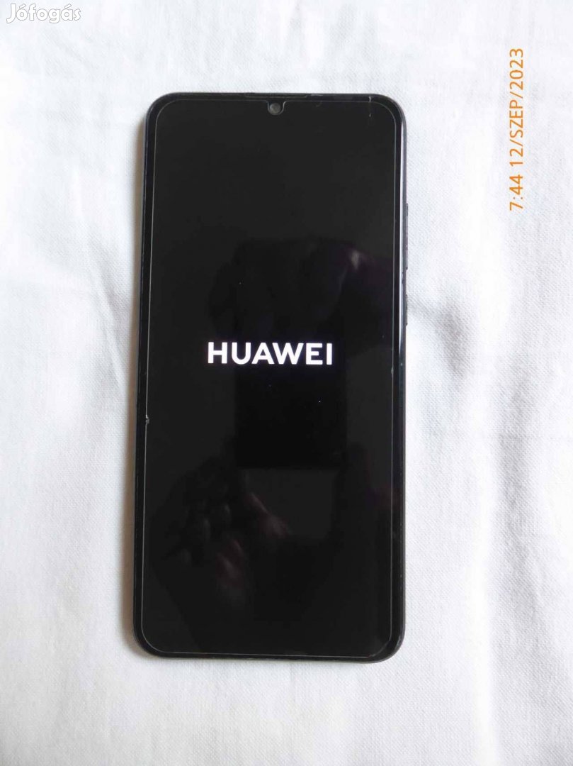 Huawei P Smart 2019 független, Dual SIM, 64GB, Új szerű