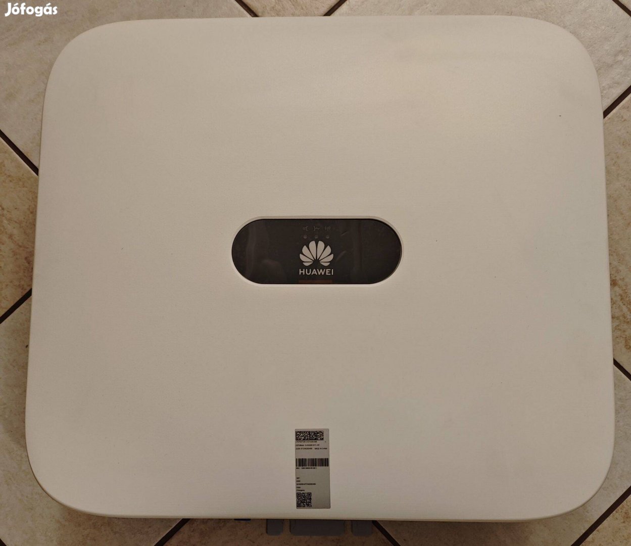 Huawei Sun2000-5Ktl-M1-HC hibrid inverter 9 év garancia,