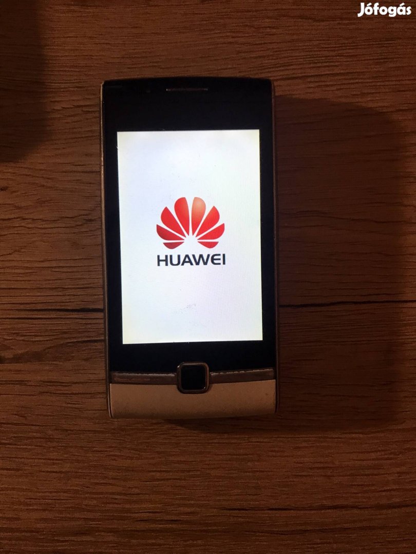 Huawei U8500 típusú androidos telefon
