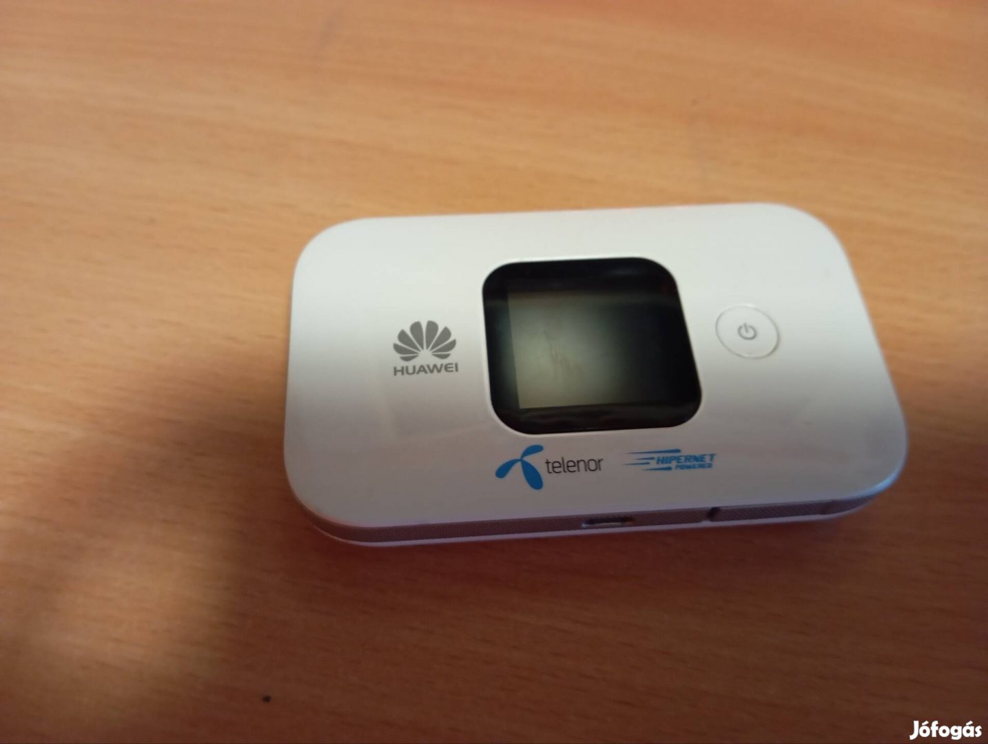 Huawei hordozható mini router kijelzővel