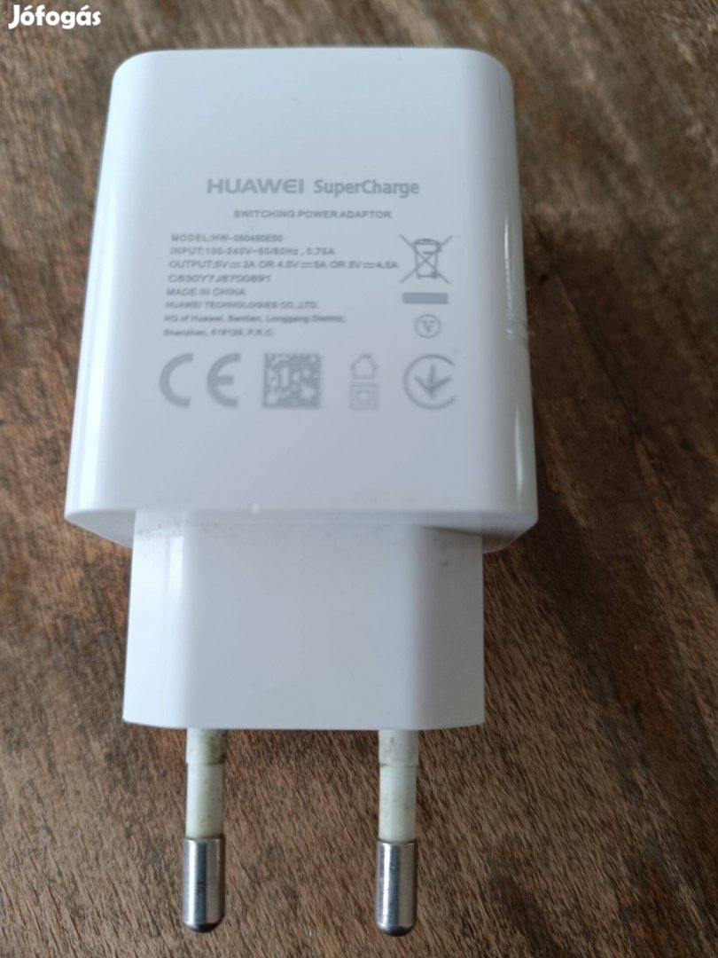 Huawei töltő