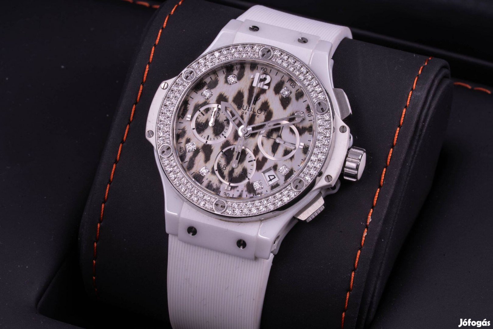 Hublot Big Bang Snow Leopard Ceramic Diamonds