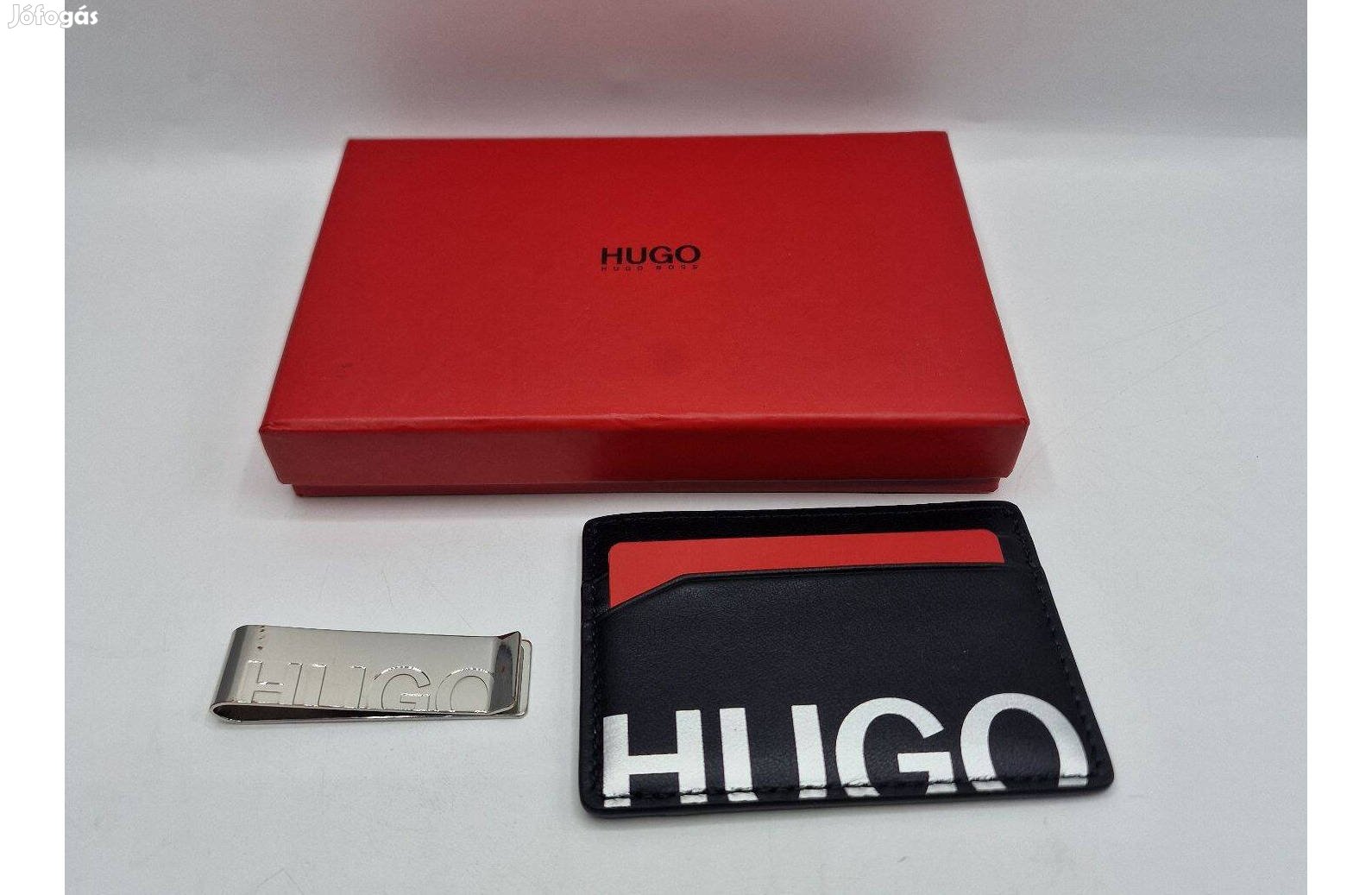 Hugo Boss bőr kártyatartó és pénzcsipesz szett díszdobozban