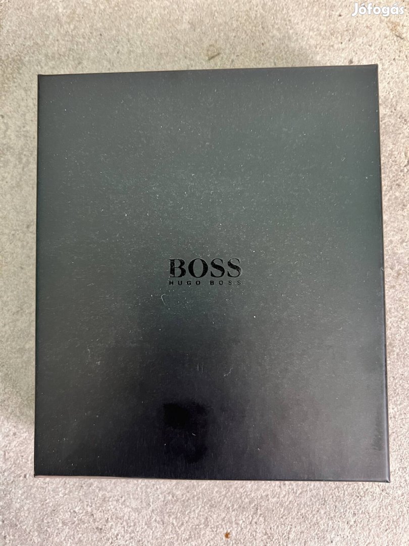 Hugo Boss bőr útlevéltartó tárca