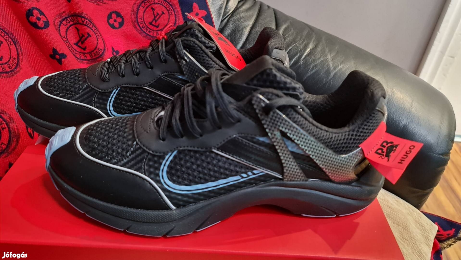 Hugo Boss cipő Új 44 eladó!