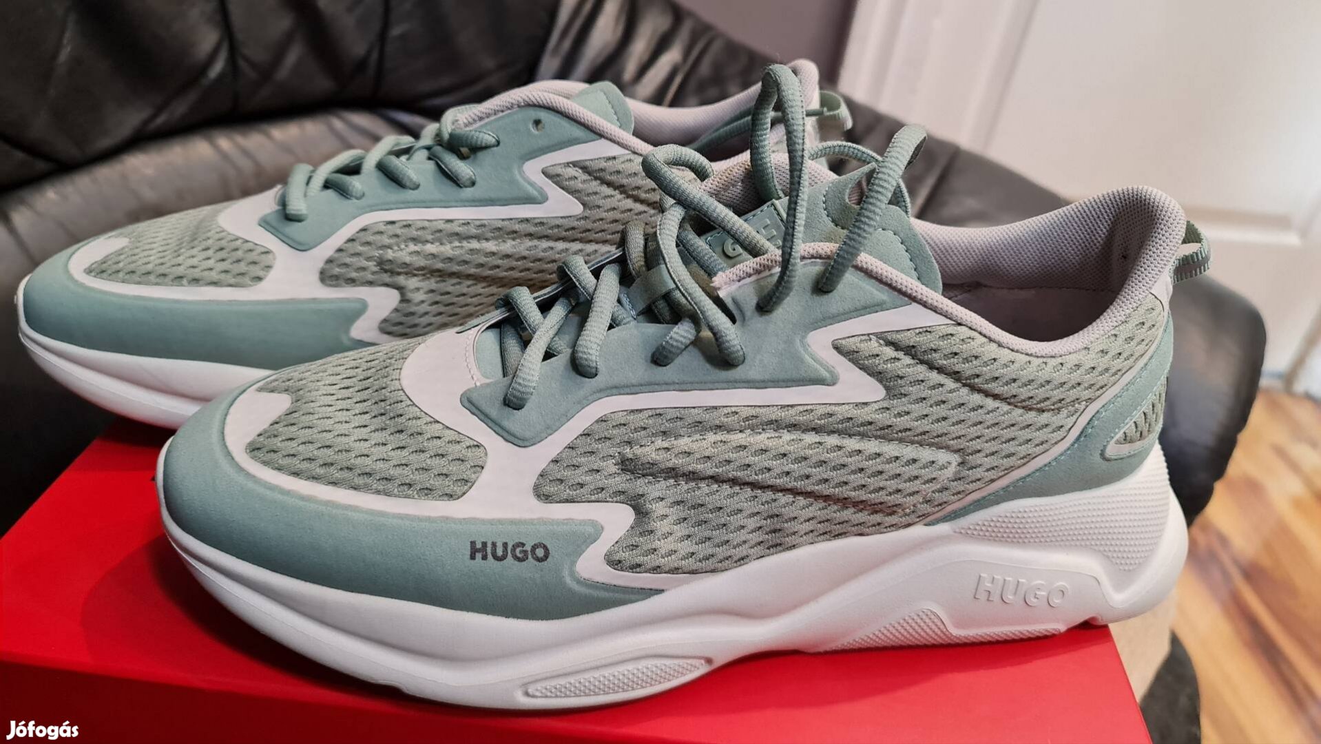Hugo Boss cipő (Új) (45) eladó!