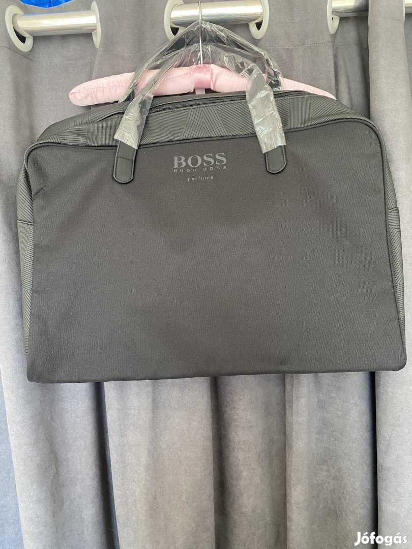 Hugo Boss fekete sporttáska