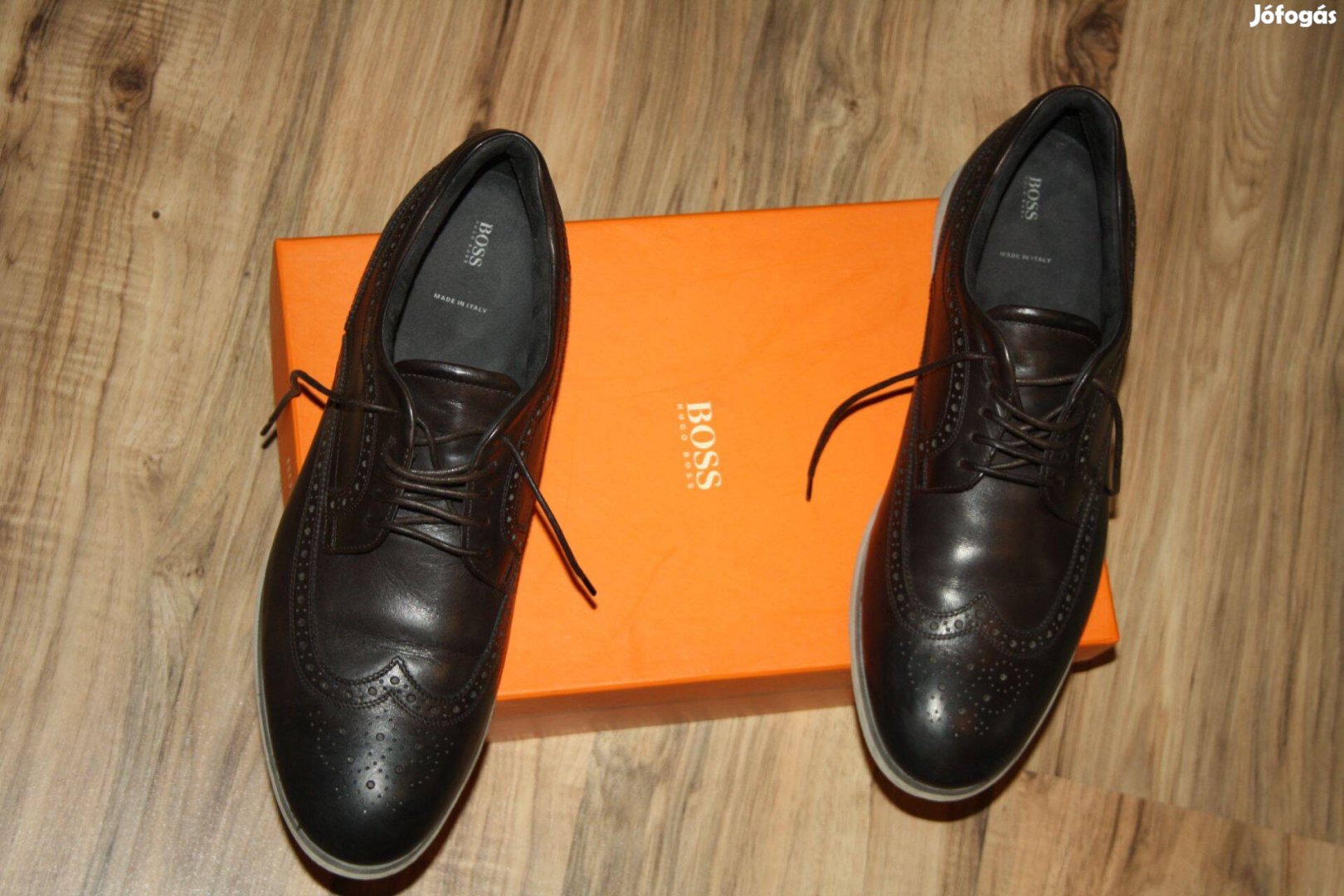 Hugo Boss férfi cipő /eredeti /44es Gyönyörű szép !!! Bőr! Italy