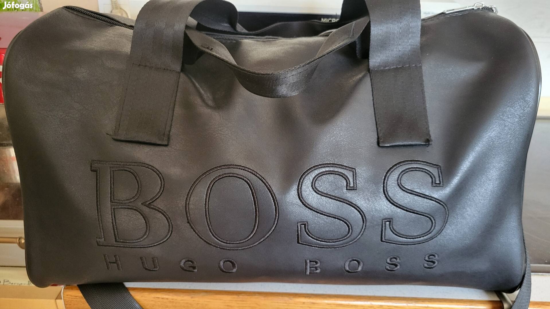 Hugo Boss férfi utazótáska!