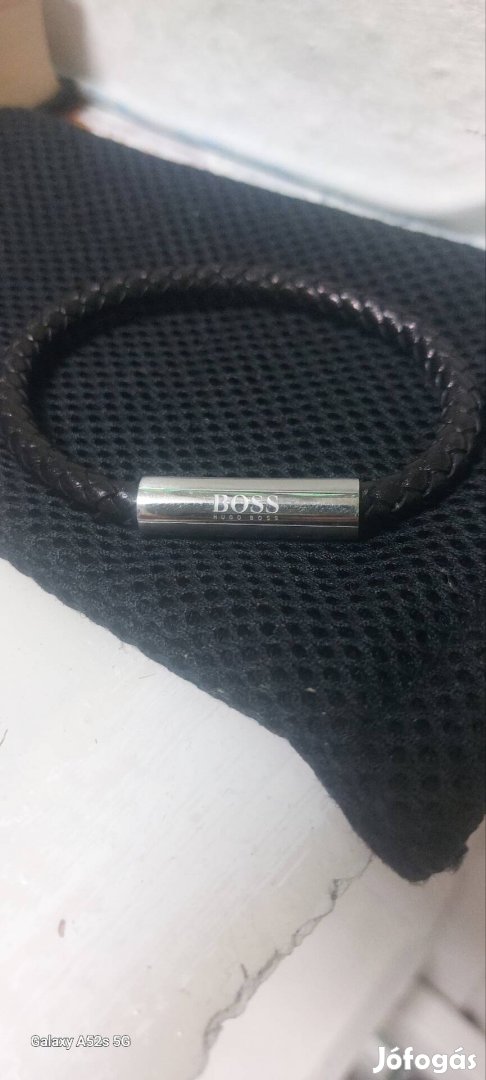 Hugo Boss karkötő eladó 