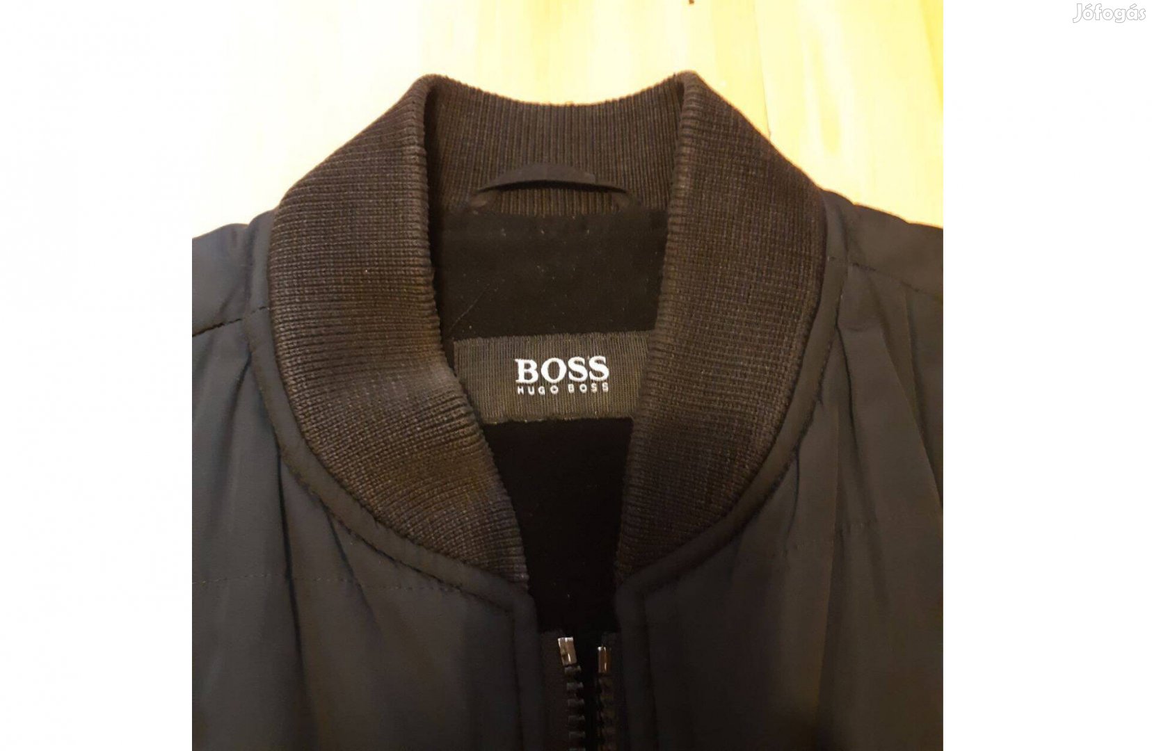 Hugo Boss mellény, M-es fekete