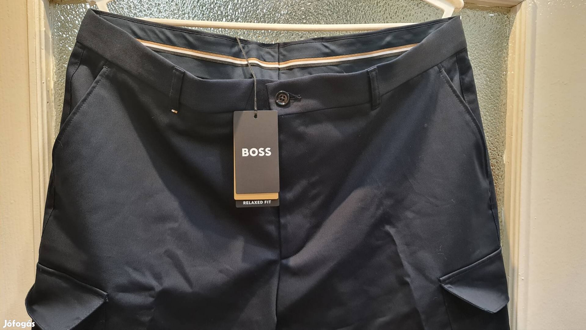 Hugo Boss nadrag (Új) (56) eladó!