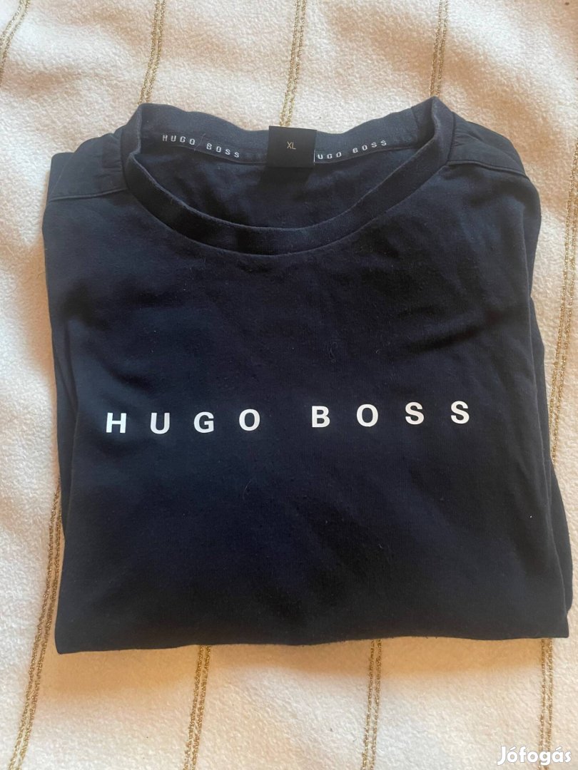 Hugo Boss pulóver