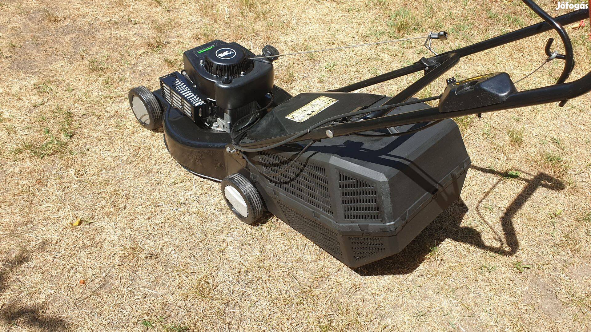Hurricane benzinmotoros fűnyíró eladó