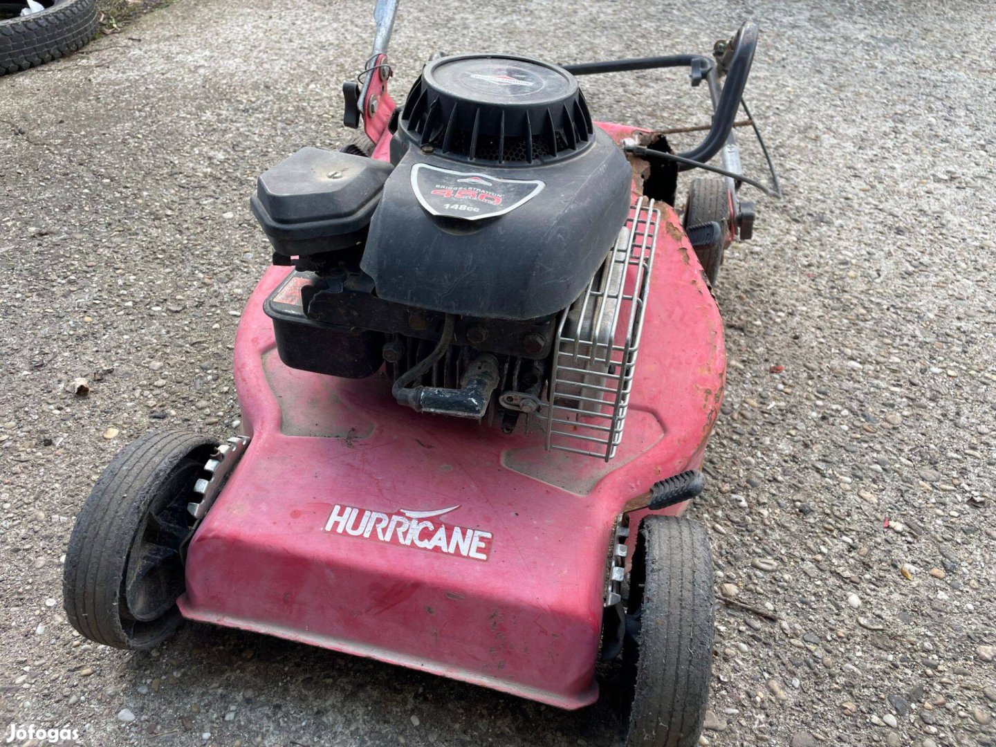 Hurricane hibás benzines fűnyíró alkatrésznek eladó