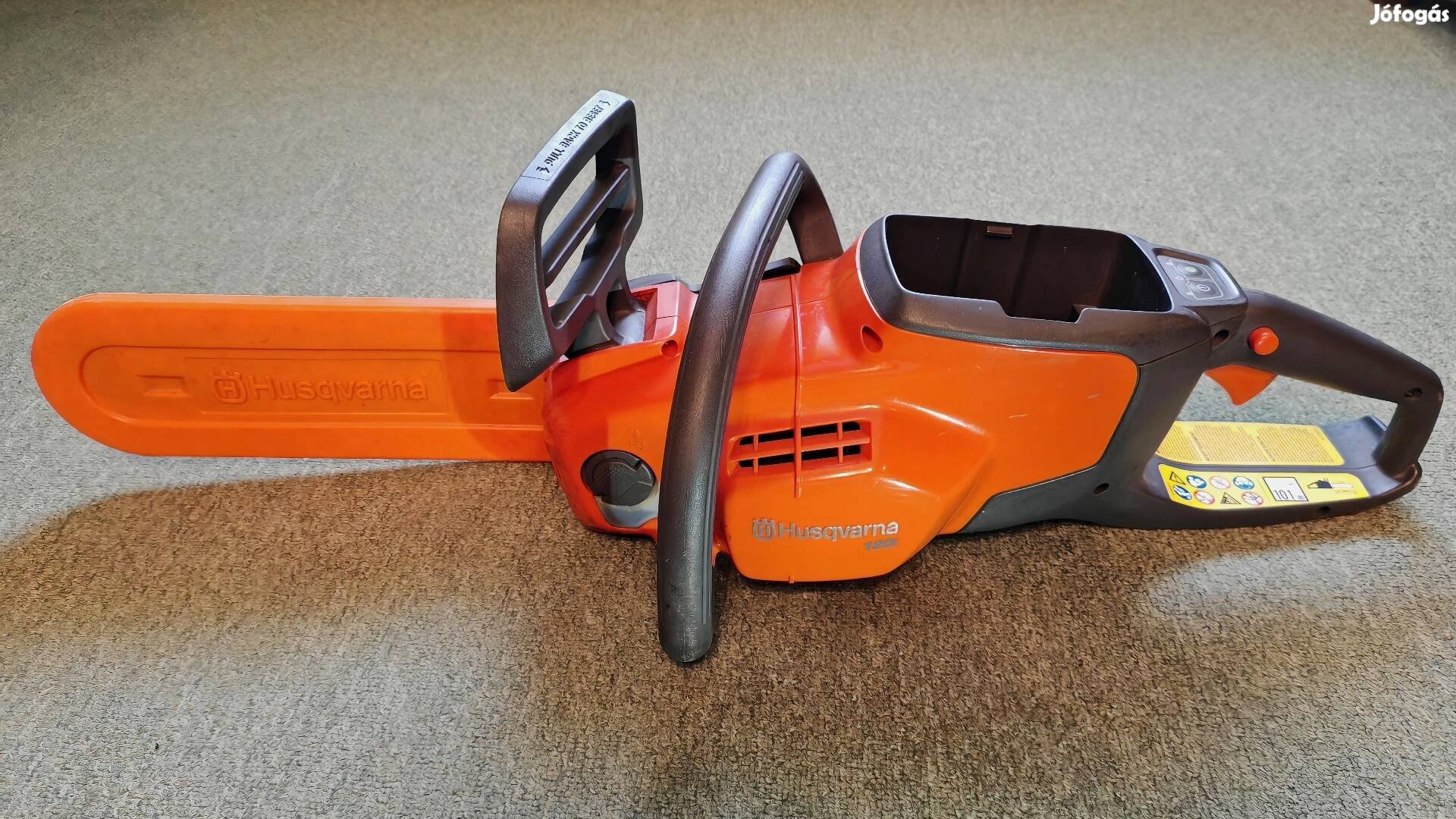 Husqvarna 120i akkumulátoros láncfűrész