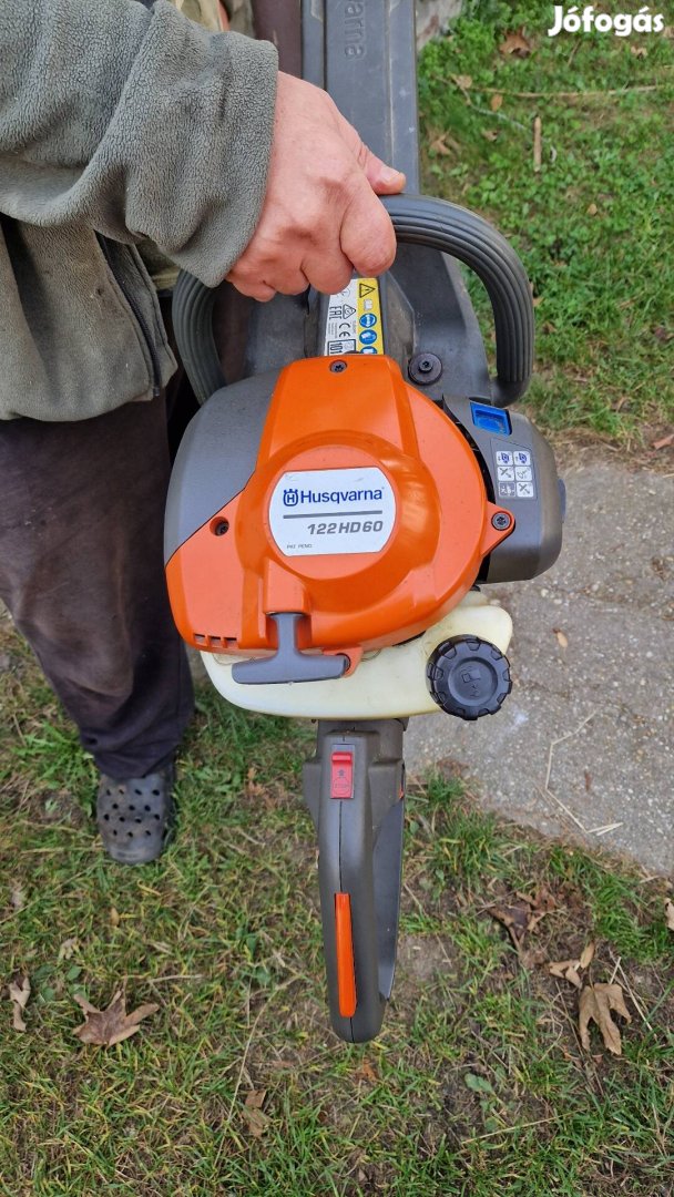 Husqvarna 122HD 60 Sövényvágó 