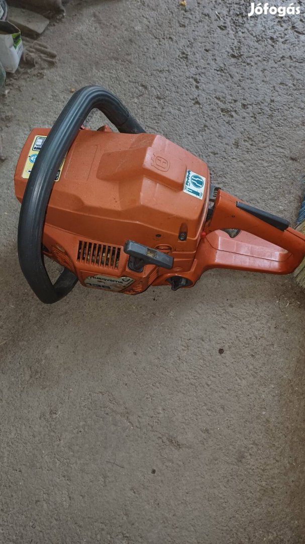 Husqvarna 136 láncfűrész