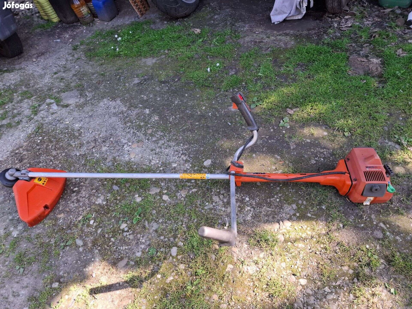 Husqvarna 225 R fűkasza