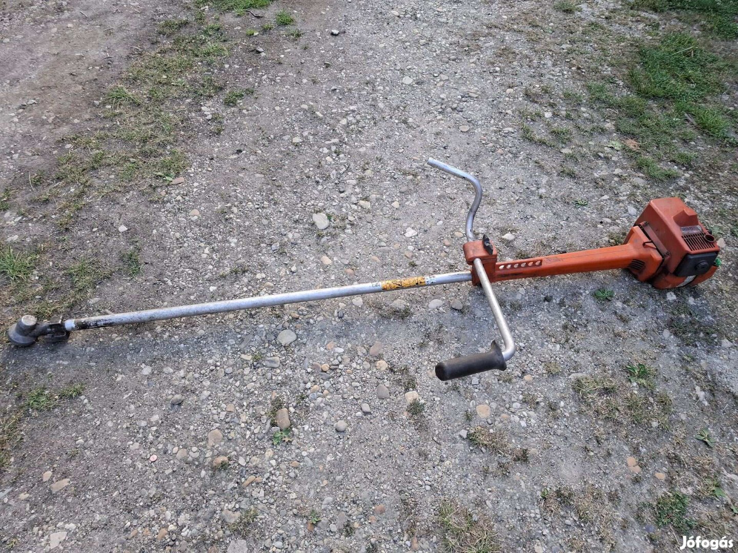 Husqvarna 235R fűkasza