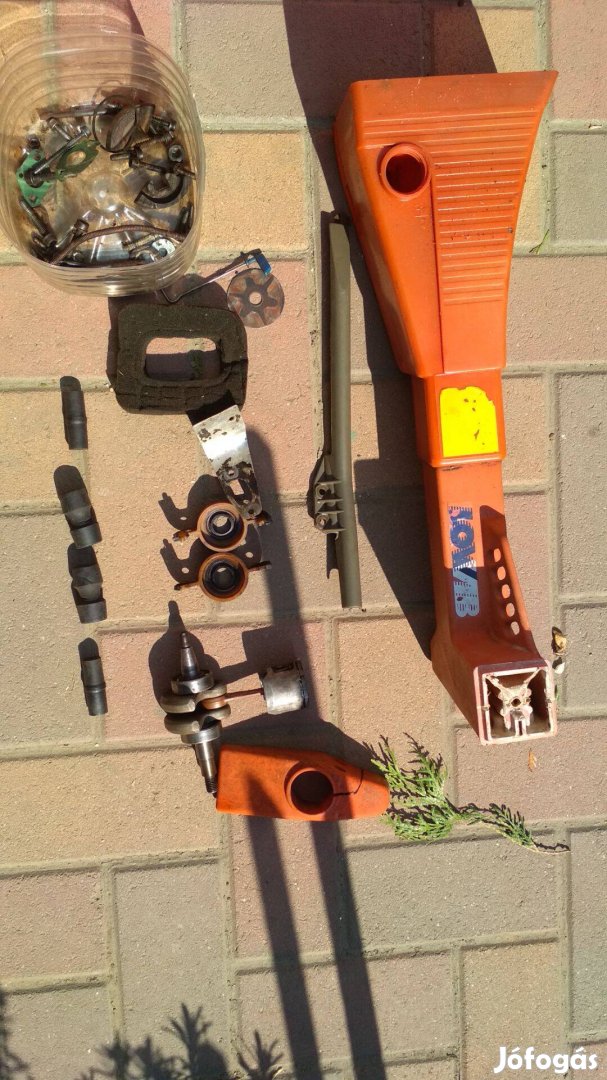 Husqvarna 240 R alkatrészcsomag nem stihl