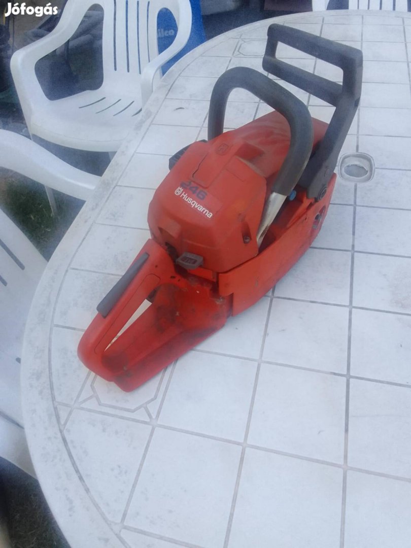 Husqvarna 246 láncfűrész Működik ingyen szállítás 
