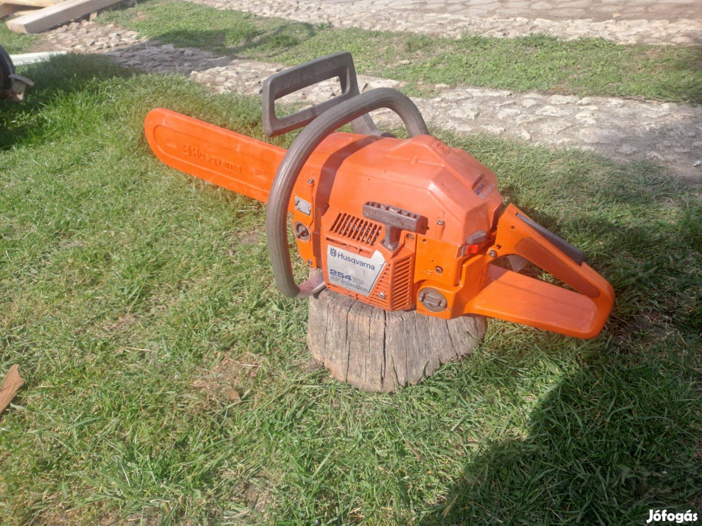 Husqvarna 254 XP láncfűrész