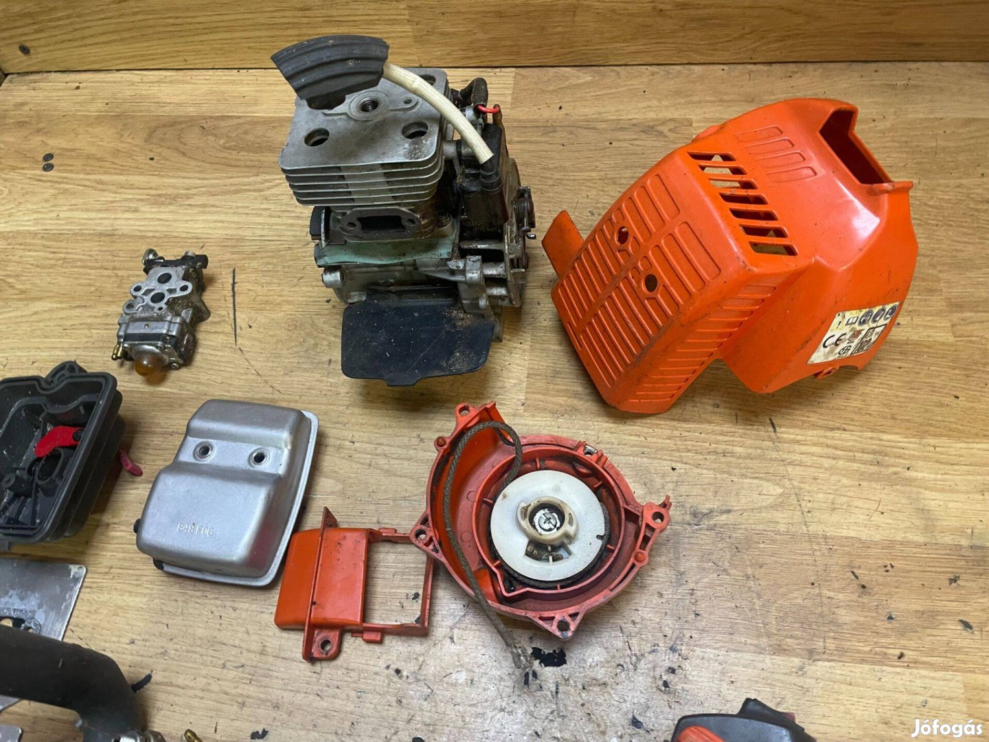 Husqvarna 266HD75S sövényvágó eladó. Hibás, hiányos